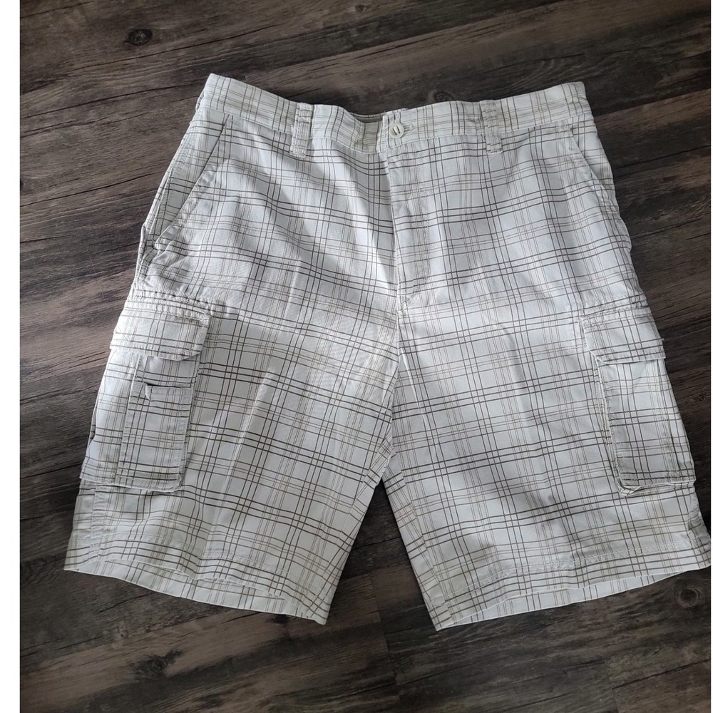 Izod Mens Plaid Cargo Shorts Size 38 White Tan‎ Cotton Casual Outdoor Pockets